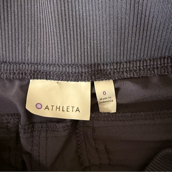 Athleta Navy Blue Midtown Ankle Pants Size 0 Athleisure Active. - Picture 6 of 9